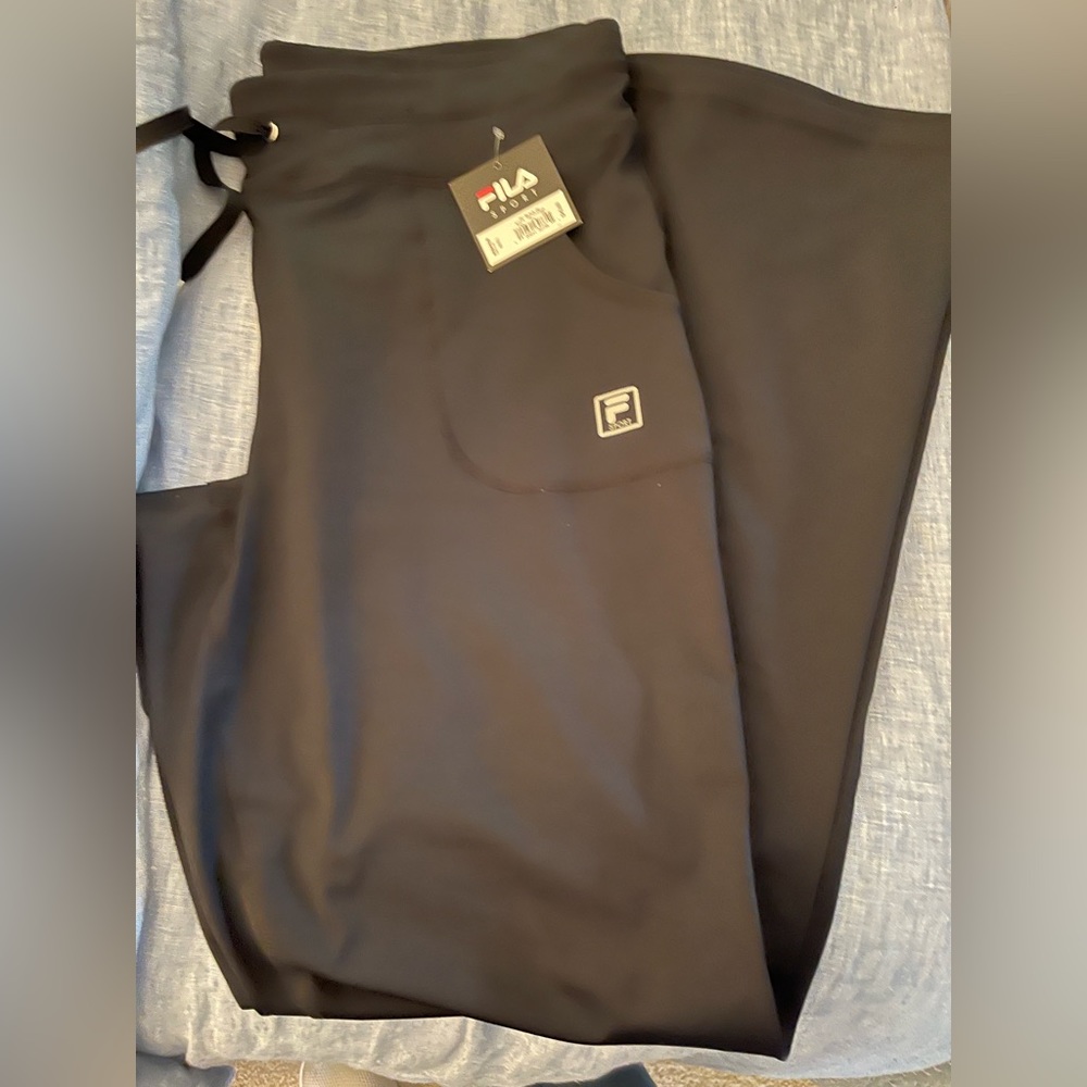 Athletic pants. New w tags